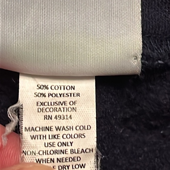 Champion Notre Dame Irish sweatshirt with collar and front pockets size Medium - Picture 6 of 8